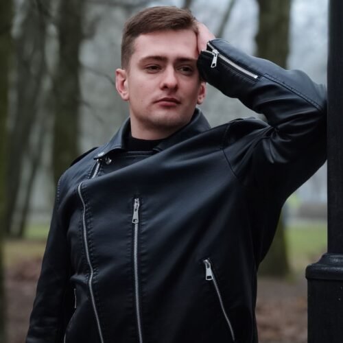 Biker jacket with zips